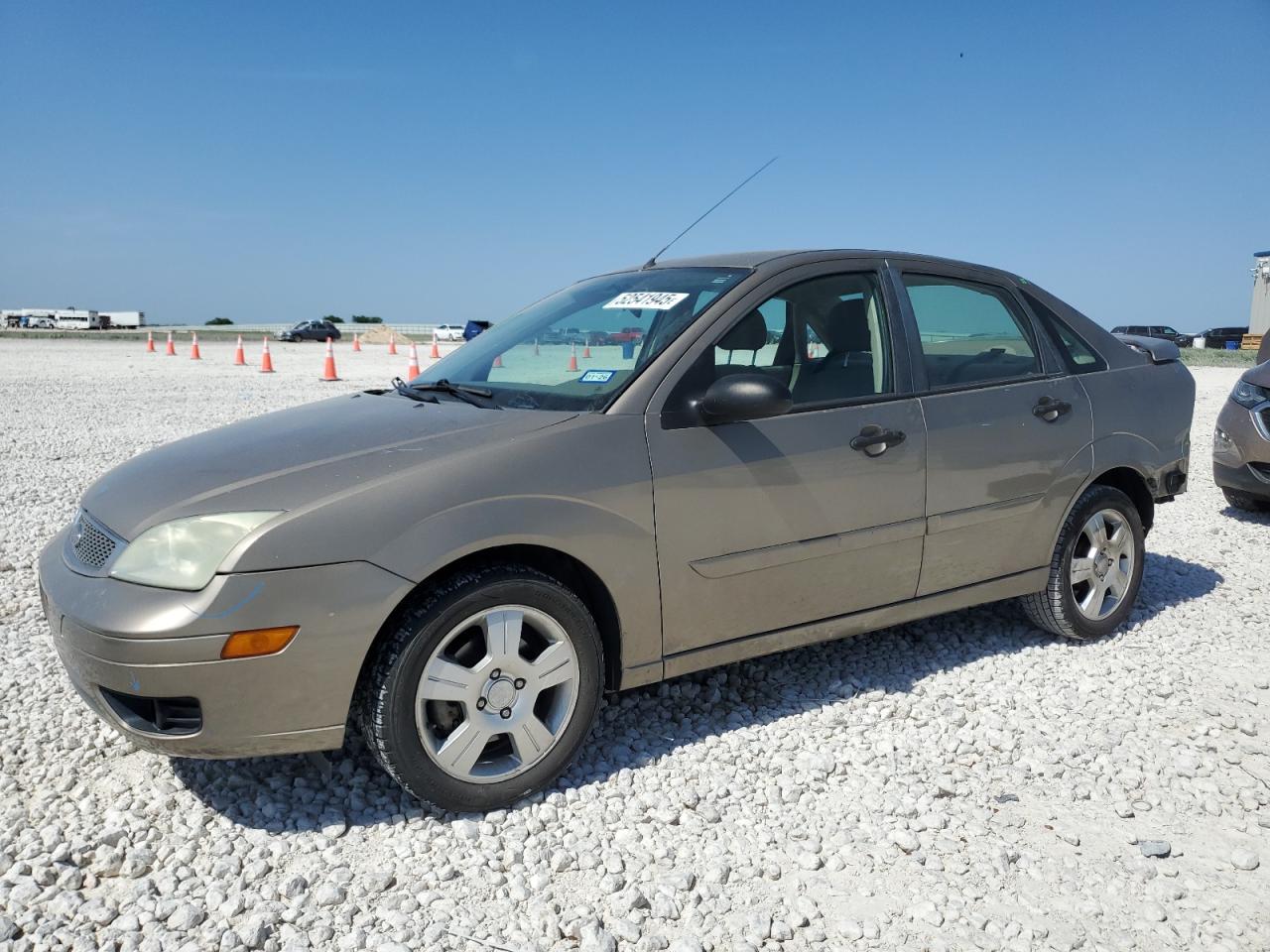 Temple, TX에서 판매 중인 2005 Ford Focus Zx4 - Rear End