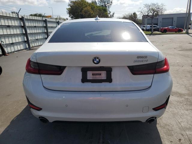  BMW 3 SERIES 2021 Белый