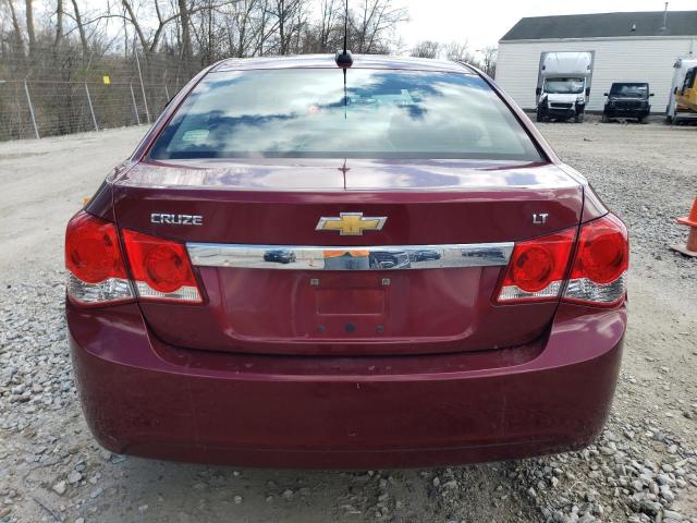  CHEVROLET CRUZE 2015 Czerwony