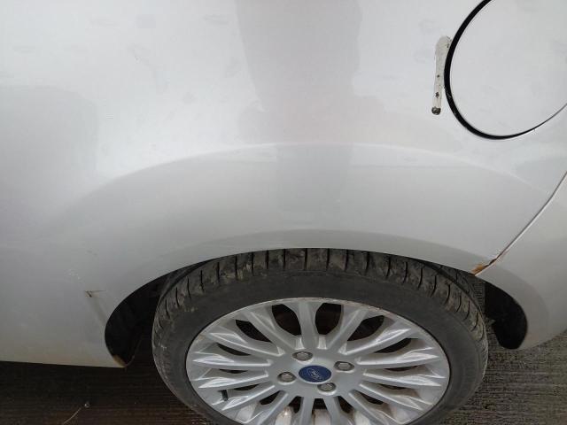 2011 FORD FIESTA TIT