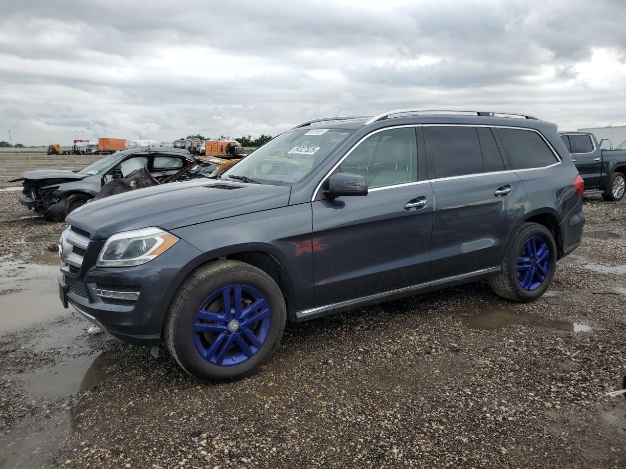 2015 Mercedes-Benz Gl 350 Bluetec продається в Houston, TX - Minor Dent/Scratches