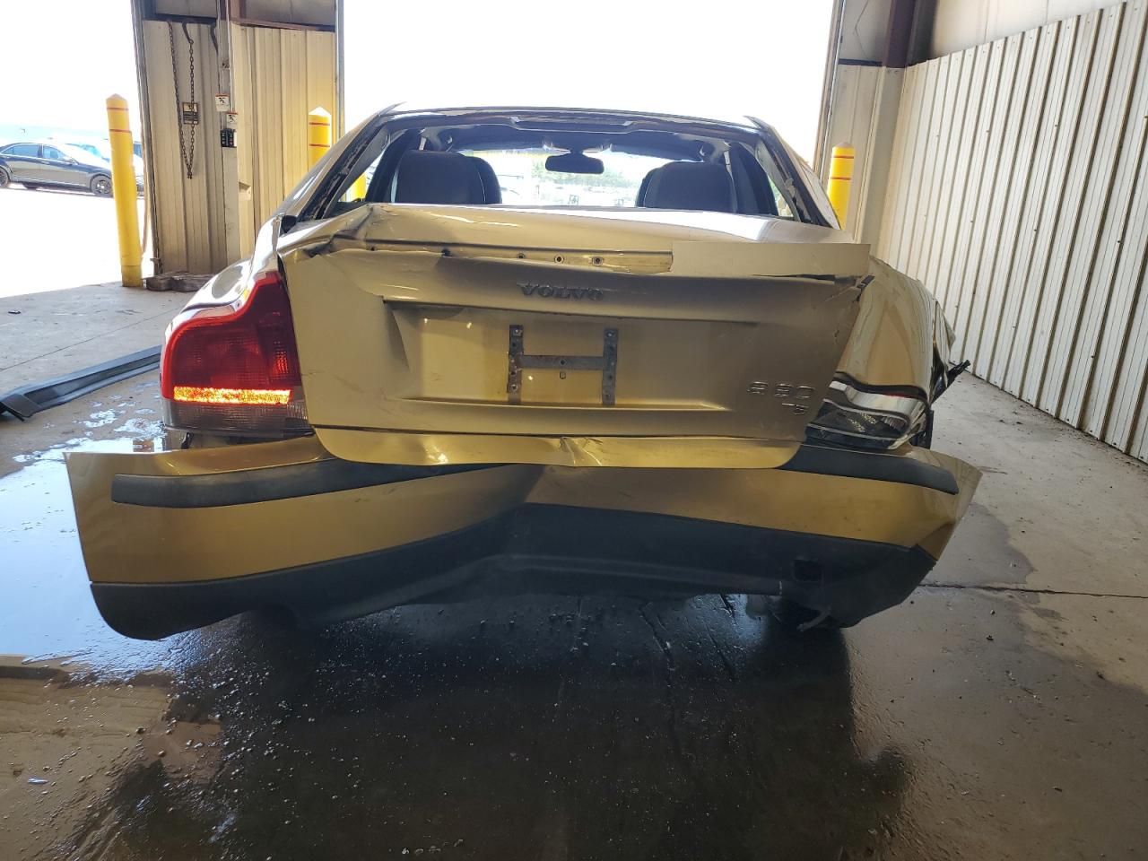 2001 Volvo S60 T5 VIN: YV1RS53D612001960 Lot: 54018455