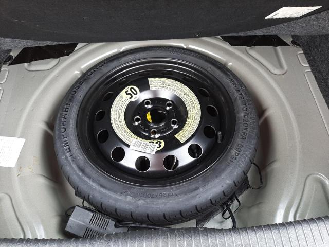 2010 VOLKSWAGEN GOLF SE BL