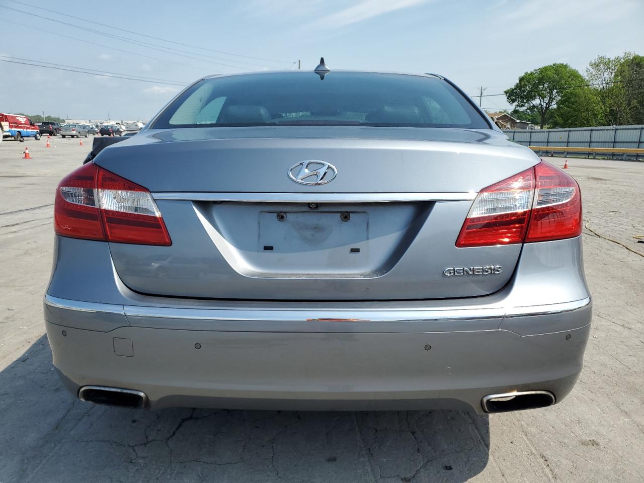 2013 Hyundai Genesis 3.8L VIN: KMHGC4DD4DU256047 Lot: 54706445
