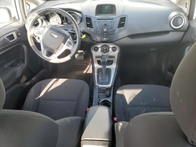  FORD FIESTA 2015 Biały