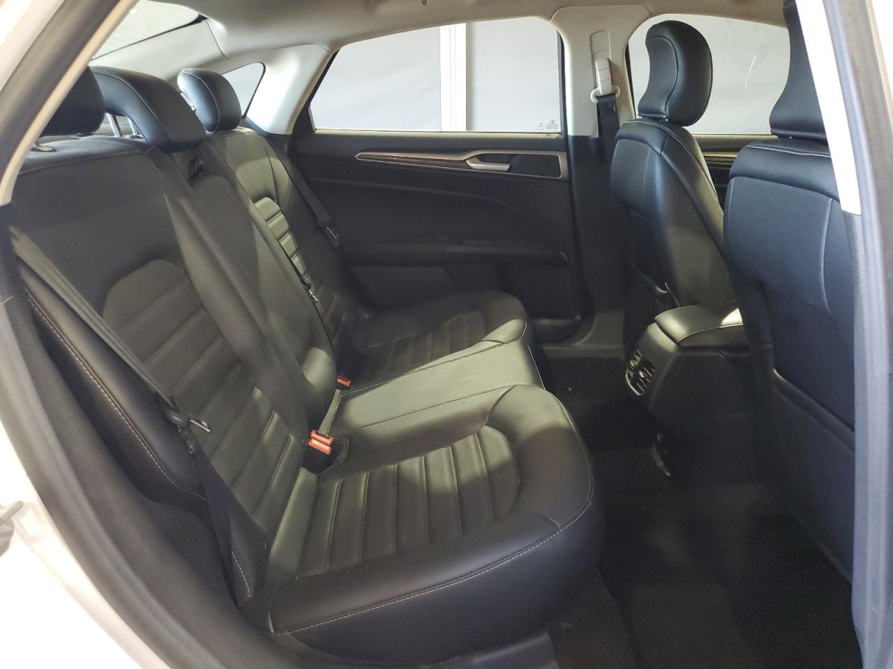 2018 Ford Fusion Se Hybrid VIN: 3FA6P0LU7JR172005 Lot: 54026535