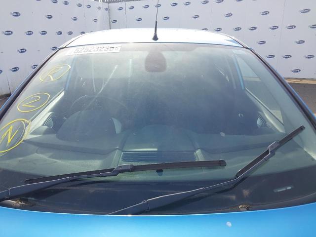2012 FORD FIESTA TIT