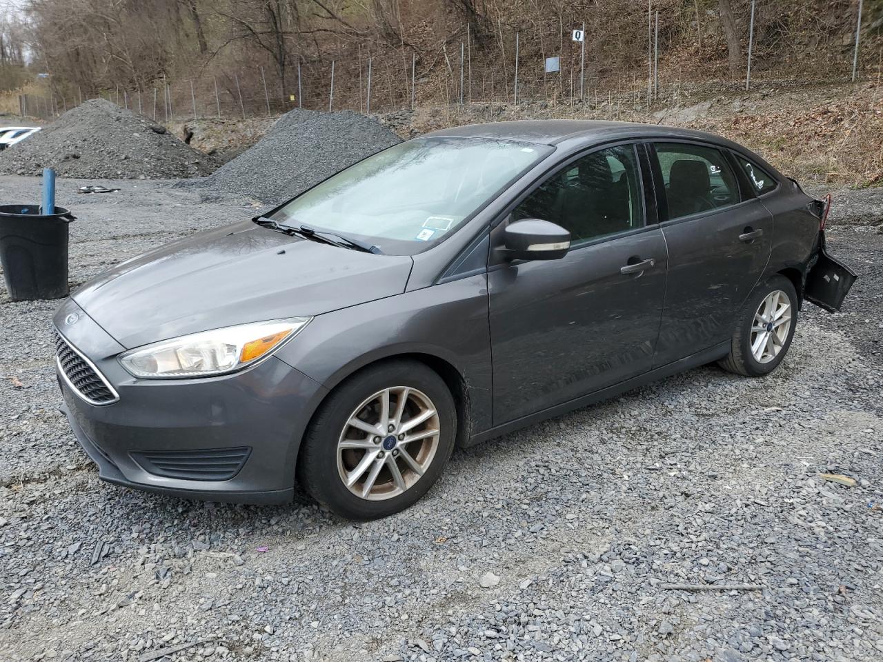 2016 Ford Focus Se for Sale in Marlboro, NY - Rear End