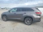 2018 Toyota Highlander Se   na sprzedaż w Earlington, KY - Hail
