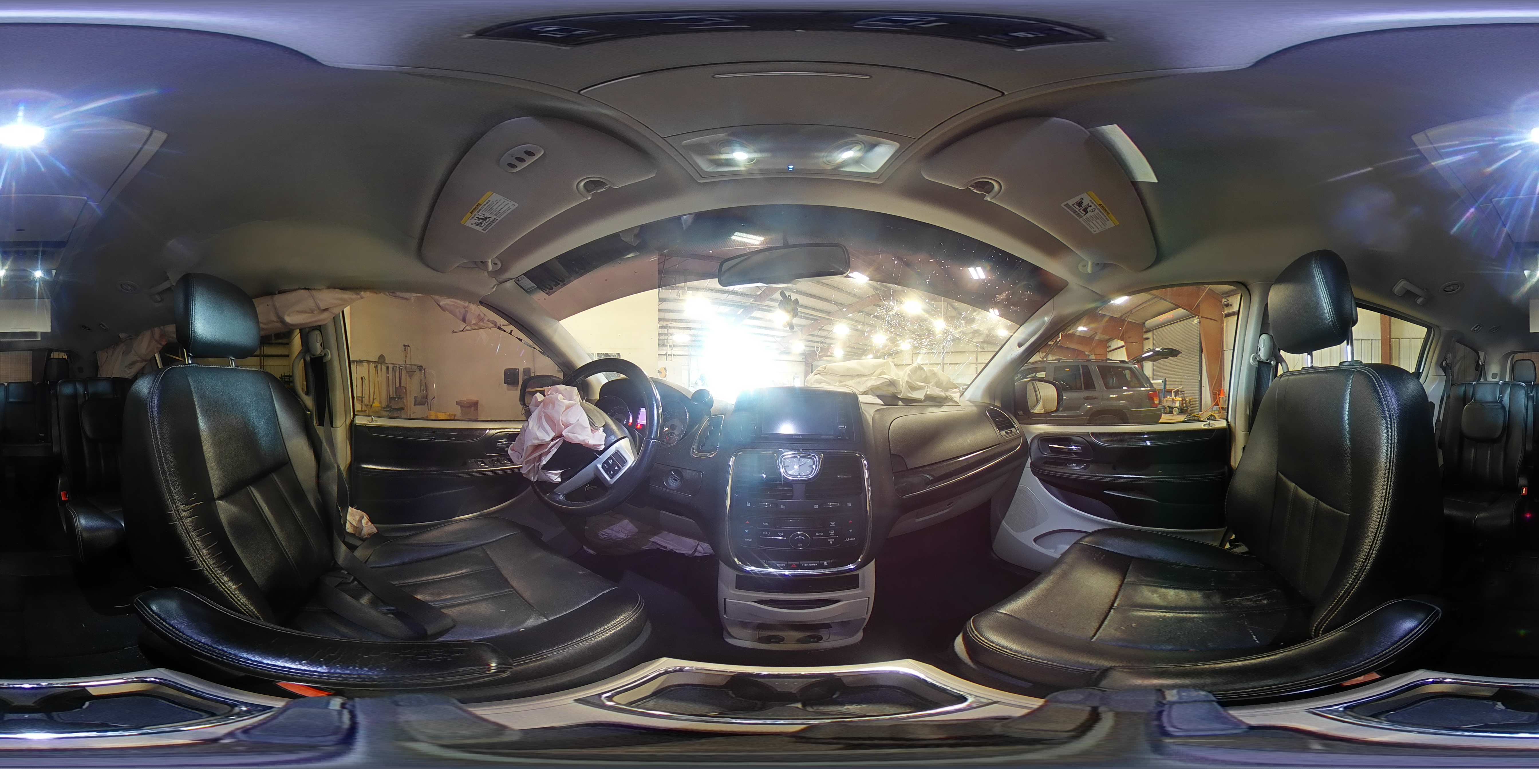 2015 Chrysler Town & Country Touring VIN: 2C4RC1BG4FR673211 Lot: 51373025