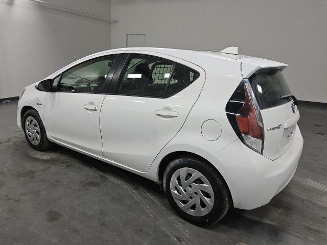  TOYOTA PRIUS 2016 Белы