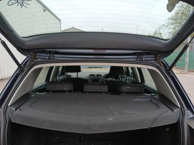 2011 VOLKSWAGEN GOLF MATCH