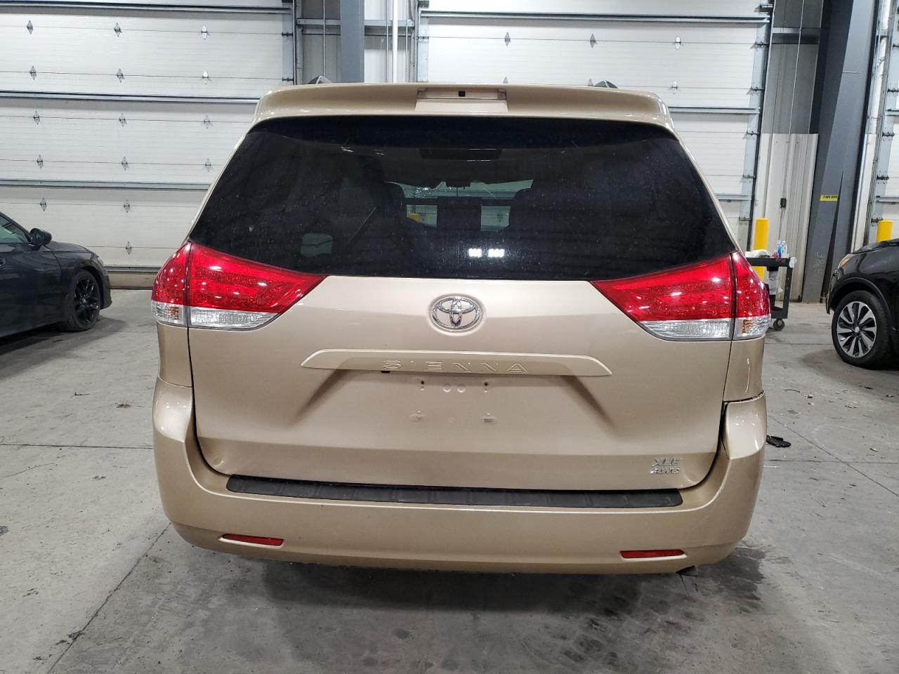 2013 Toyota Sienna Xle VIN: 5TDDK3DCXDS054751 Lot: 54004715