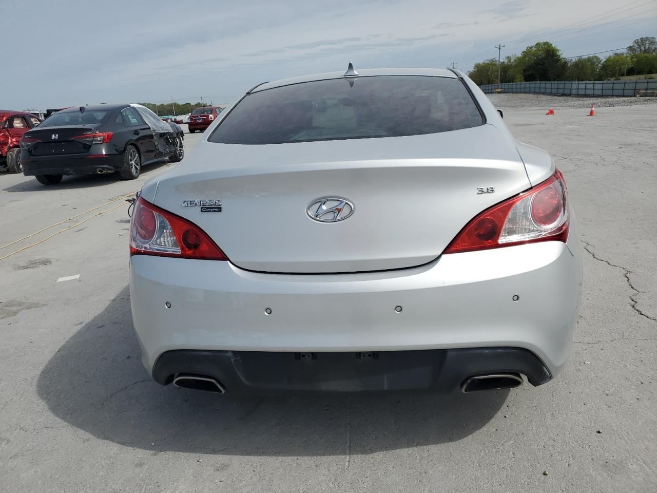 2011 Hyundai Genesis Coupe 3.8L VIN: KMHHU6KH0BU045993 Lot: 53572805