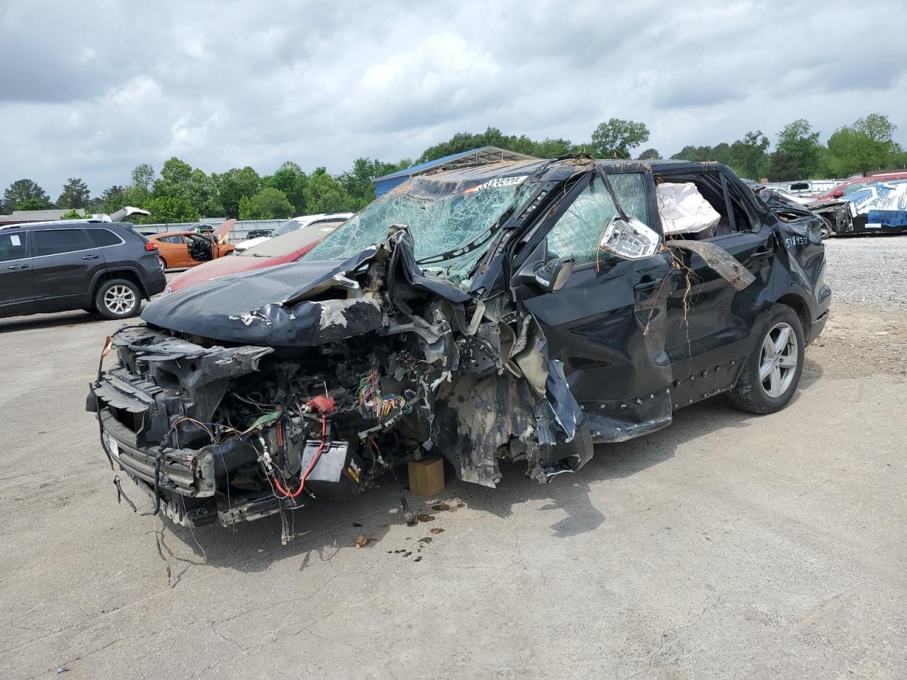 2019 Ford Explorer Xlt for Sale in Florence, MS - All Over