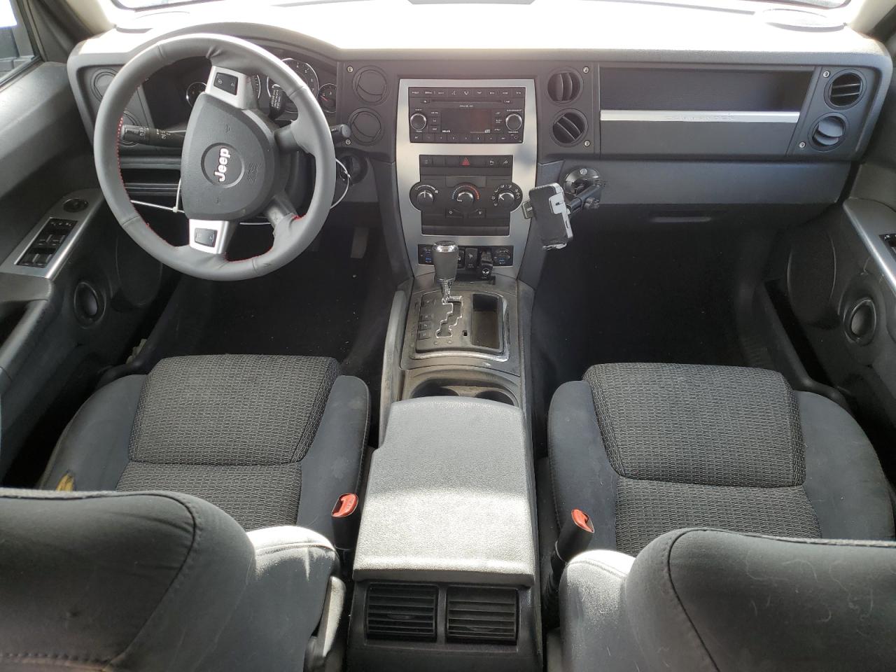 2008 Jeep Commander Sport VIN: 1J8HG48K18C184699 Lot: 54739305