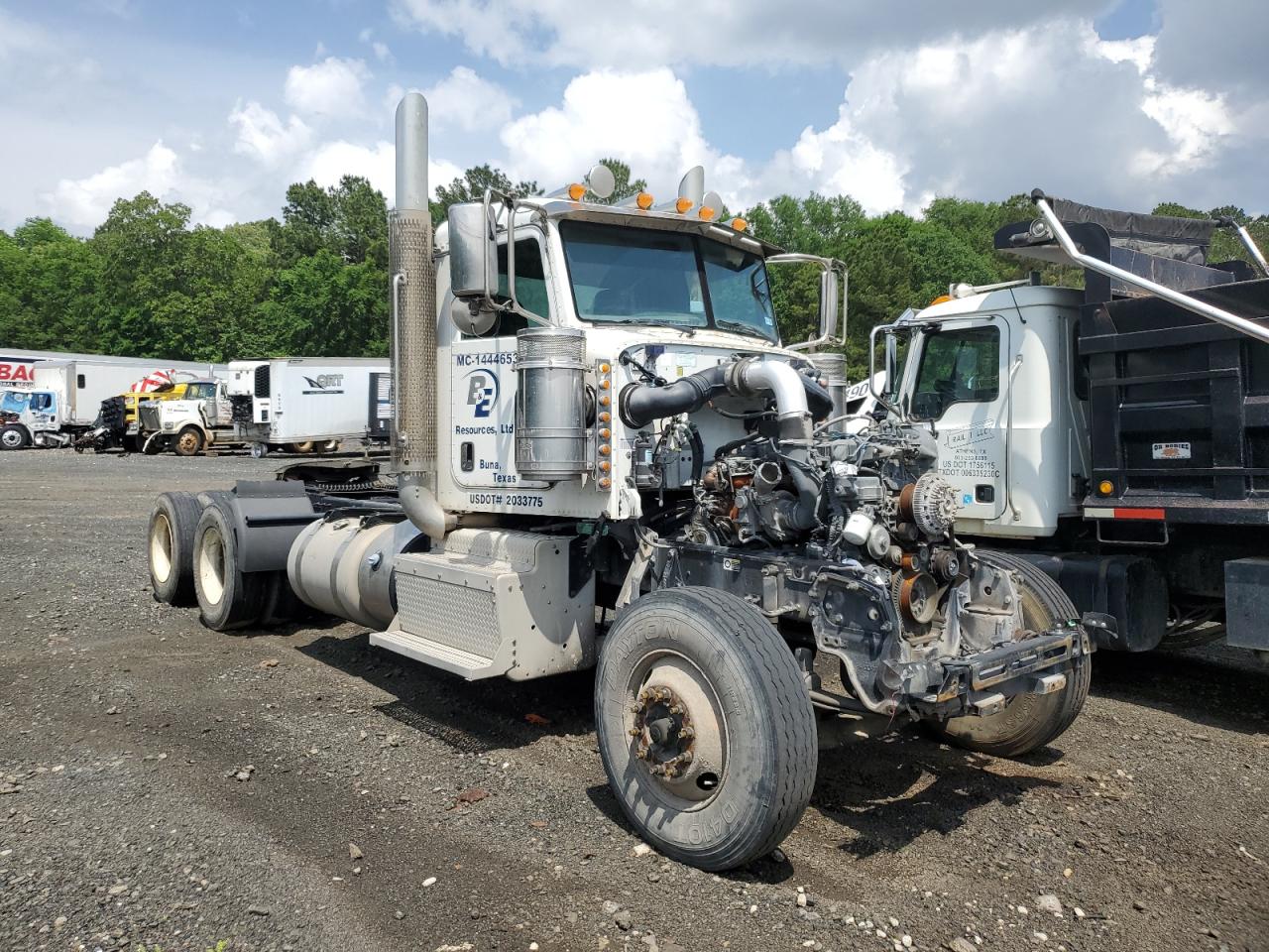 2015 Peterbilt 388 Semi Truck იყიდება Lufkin-ში, TX - Front End