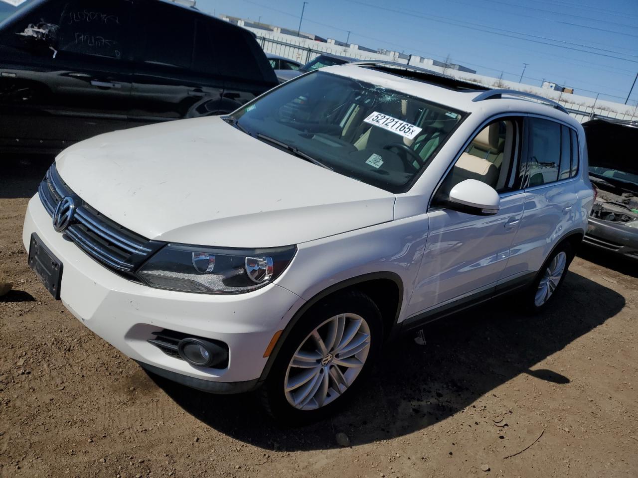2014 Volkswagen Tiguan S na sprzedaż w Elgin, IL - Front End