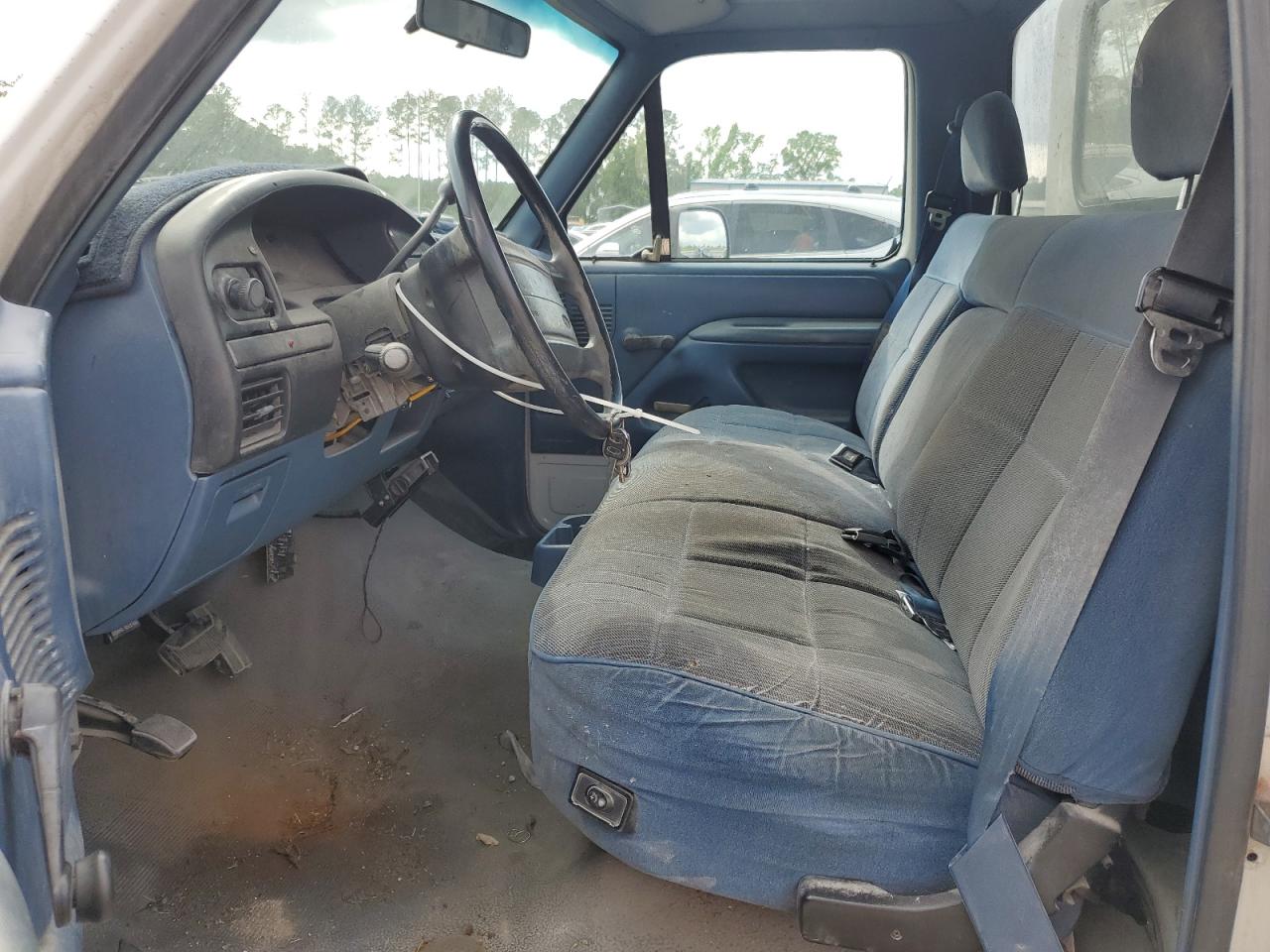 1994 Ford F150 VIN: 1FTEF15YXRNA59517 Lot: 54545635