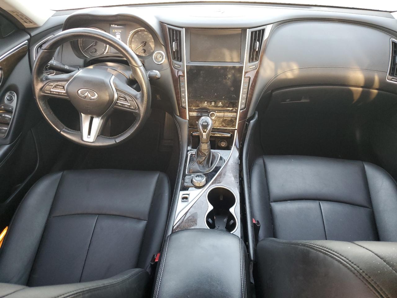2019 Infiniti Q50 Luxe VIN: JN1EV7AP8KM513782 Lot: 52672095