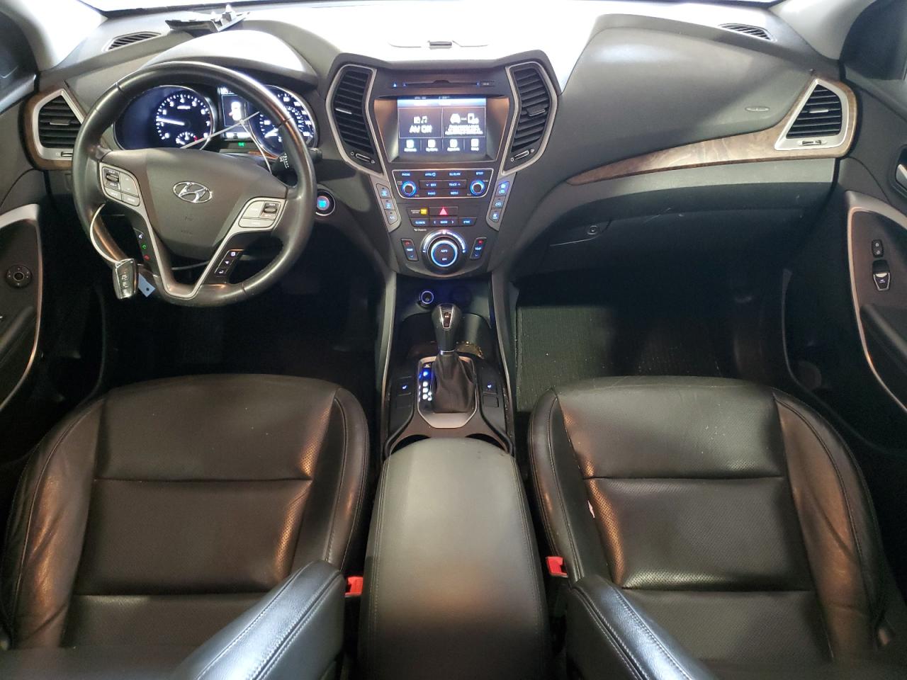 2017 Hyundai Santa Fe Se VIN: KM8SNDHF6HU224447 Lot: 54820905
