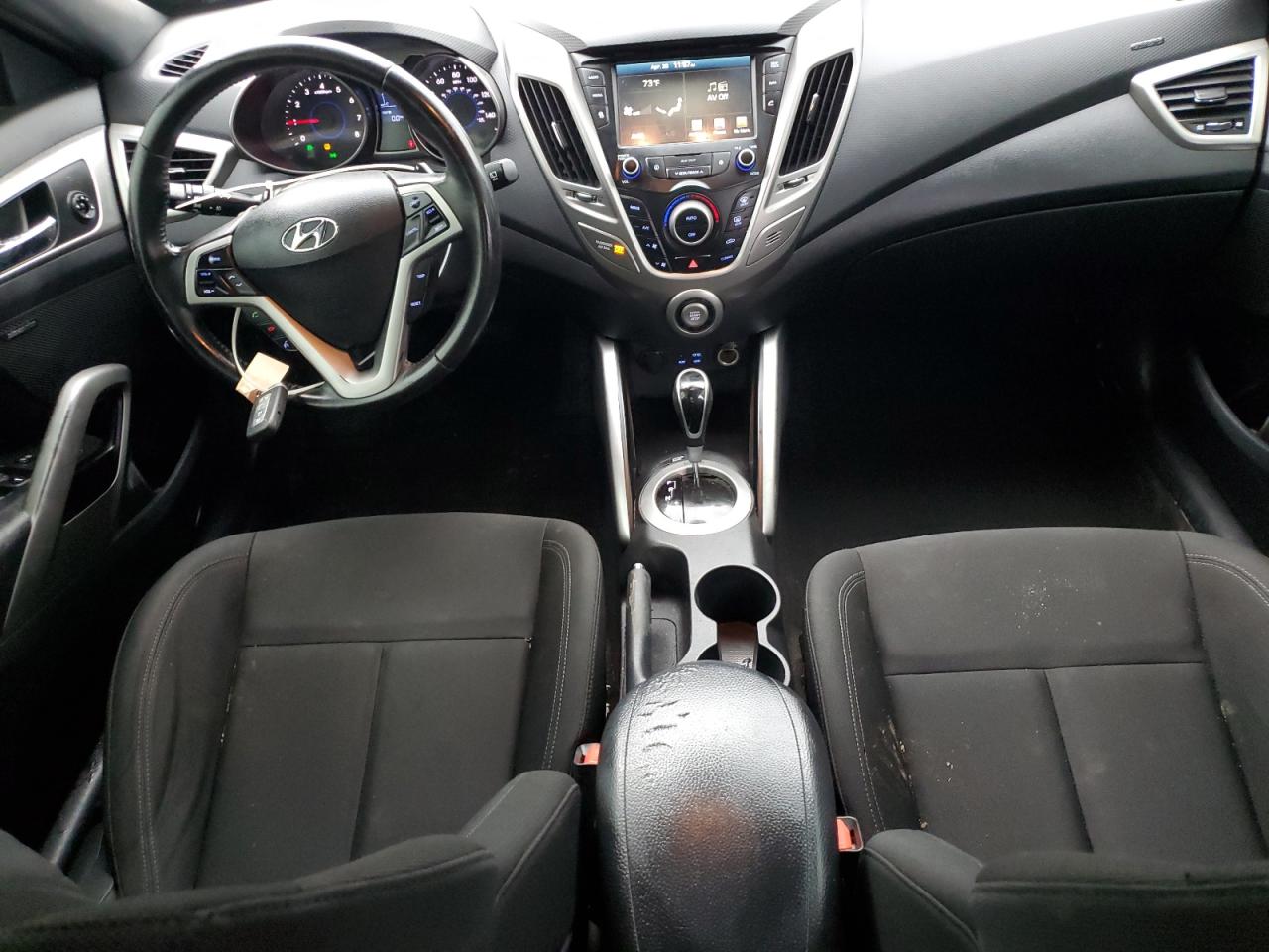2017 Hyundai Veloster VIN: KMHTC6AD9HU319597 Lot: 54918445