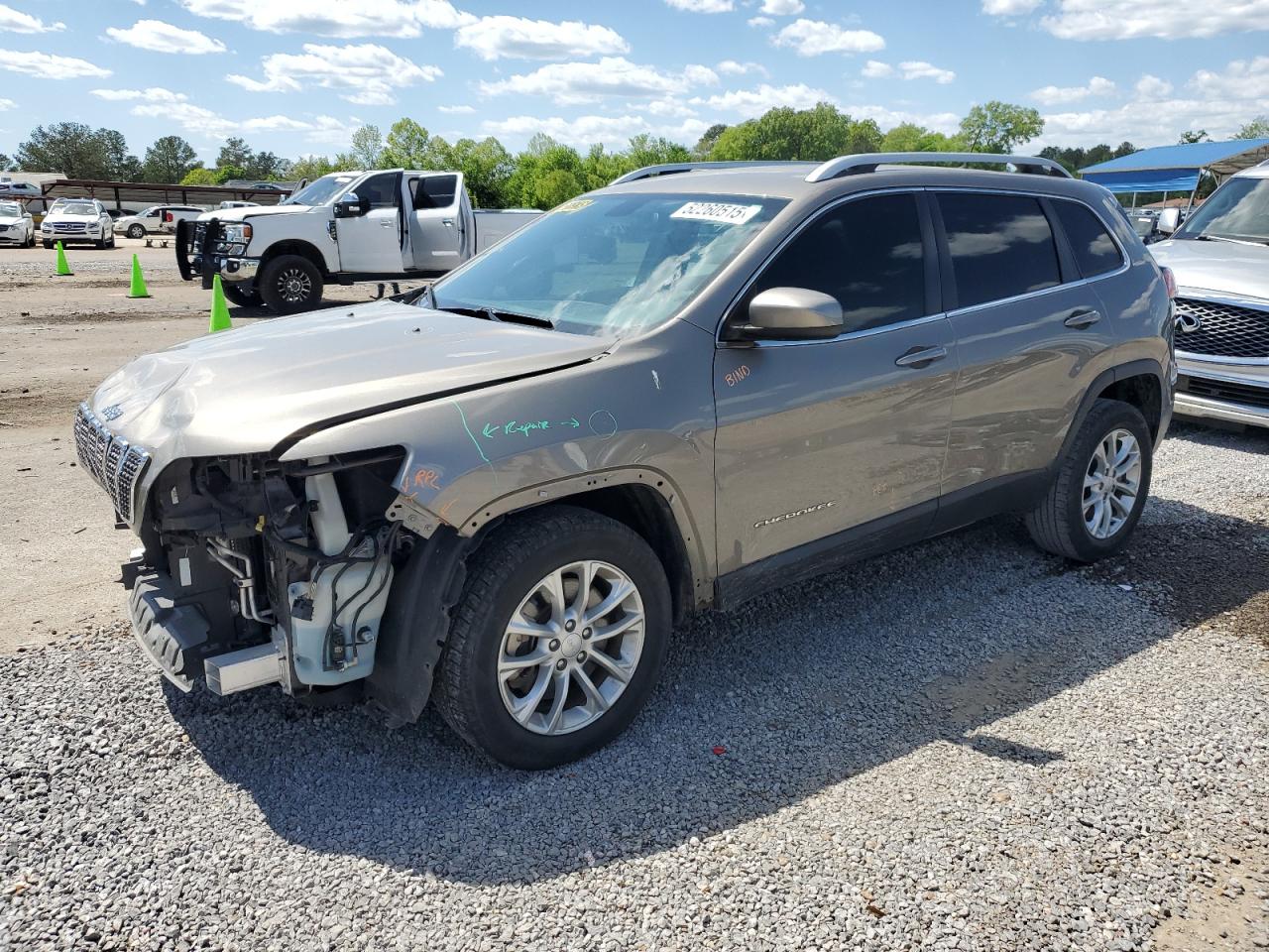 2019 Jeep Cherokee Latitude na sprzedaż w Florence, MS - Front End