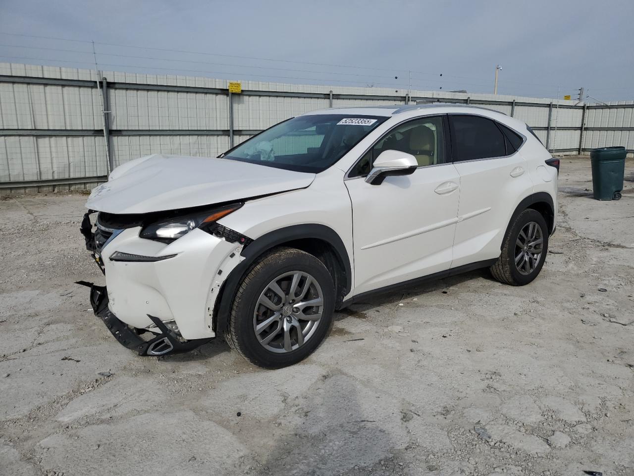 2015 Lexus Nx 200T للبيع في Walton، KY - Front End