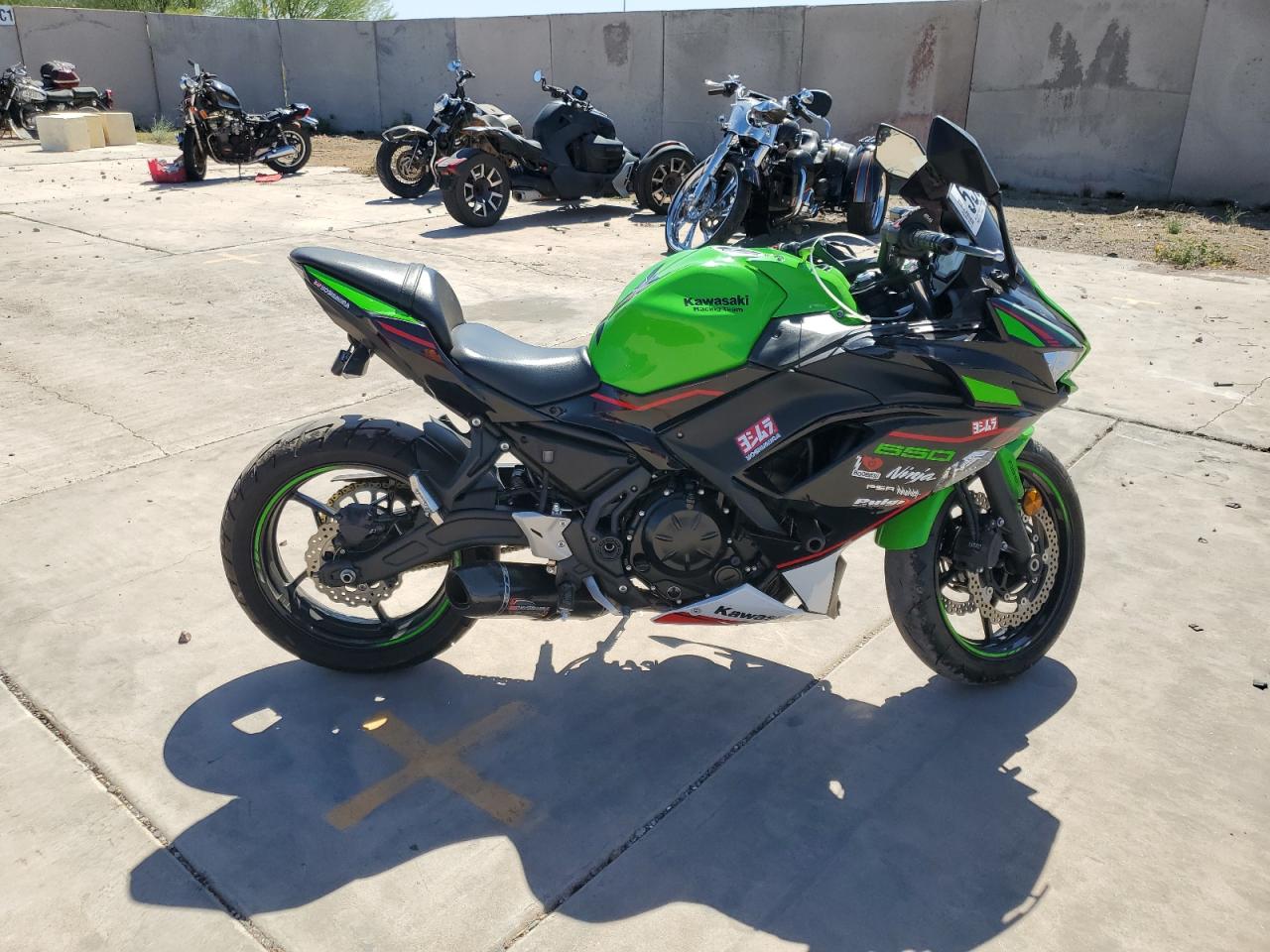 Phoenix, AZ에서 판매 중인 2022 Kawasaki Ex650 M - Minor Dent/Scratches