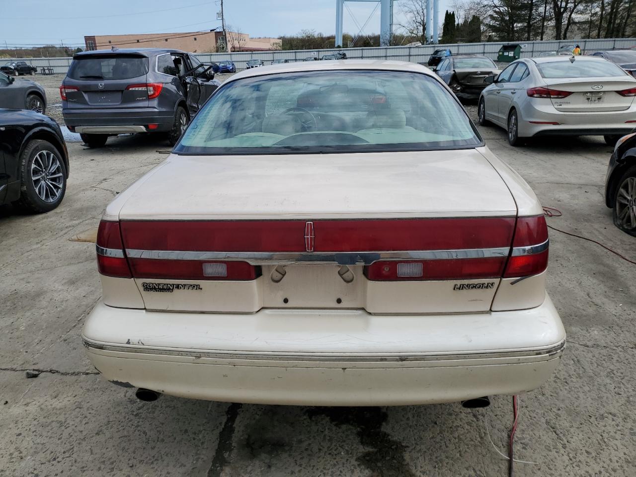 1997 Lincoln Continental VIN: 1LNLM97VXVY609771 Lot: 52992085