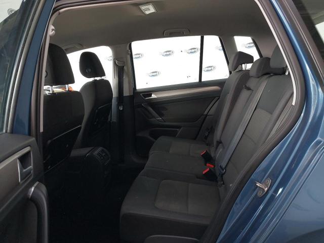 2016 VOLKSWAGEN GOLF SV SE