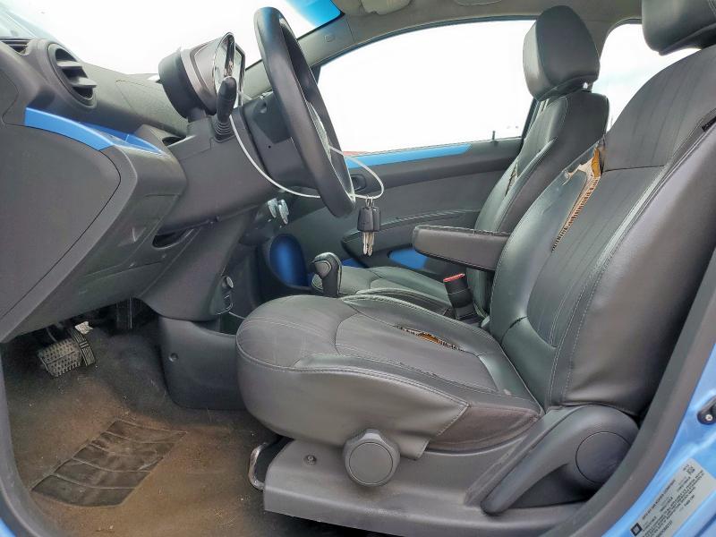 Hatchbacks CHEVROLET SPARK 2013 Blue