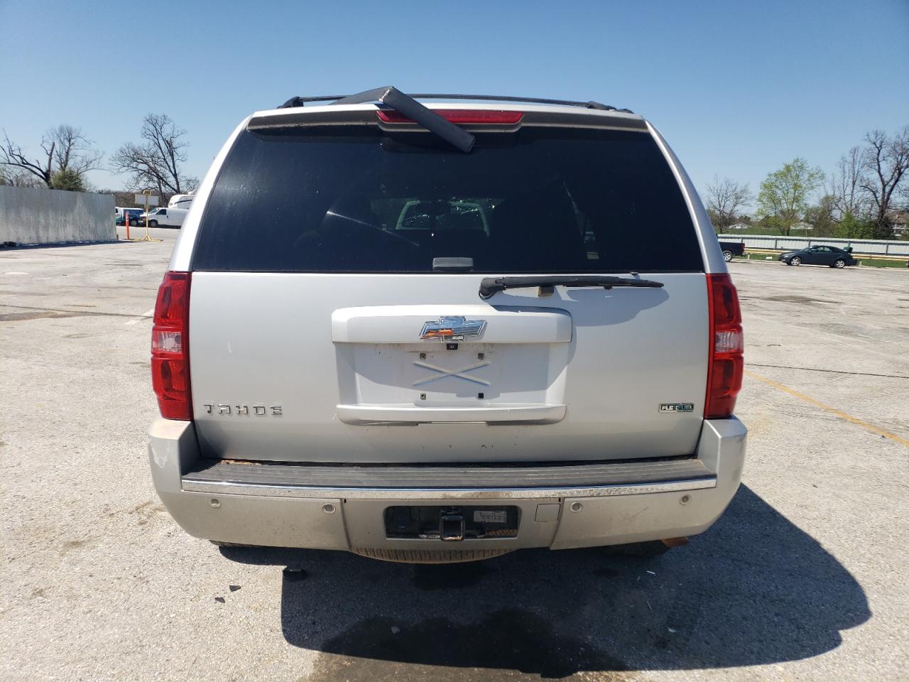 2010 Chevrolet Tahoe K1500 Ltz VIN: 1GNUKCE05AR173734 Lot: 50668755