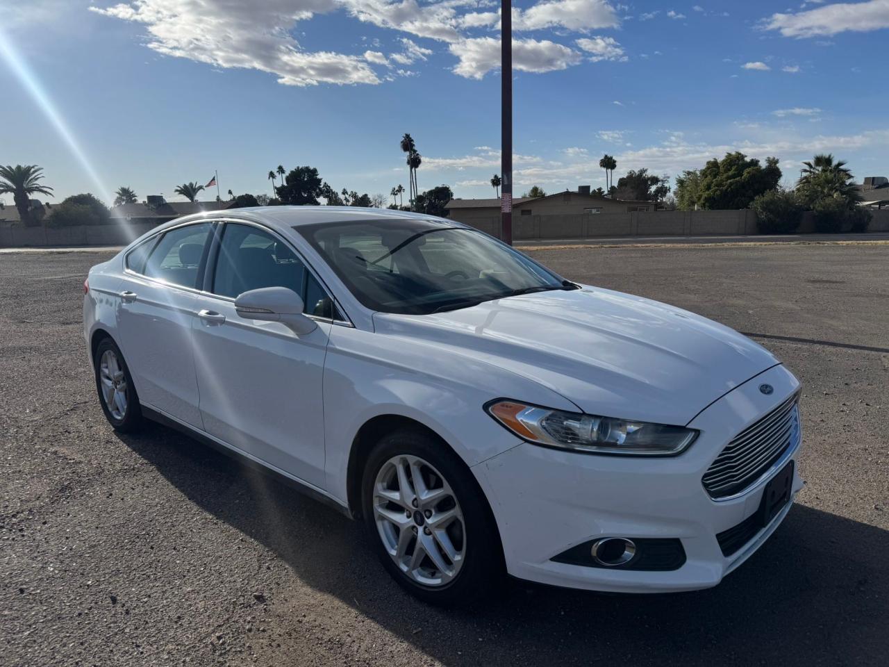 2014 Ford Fusion Se იყიდება Phoenix-ში, AZ - Minor Dent/Scratches