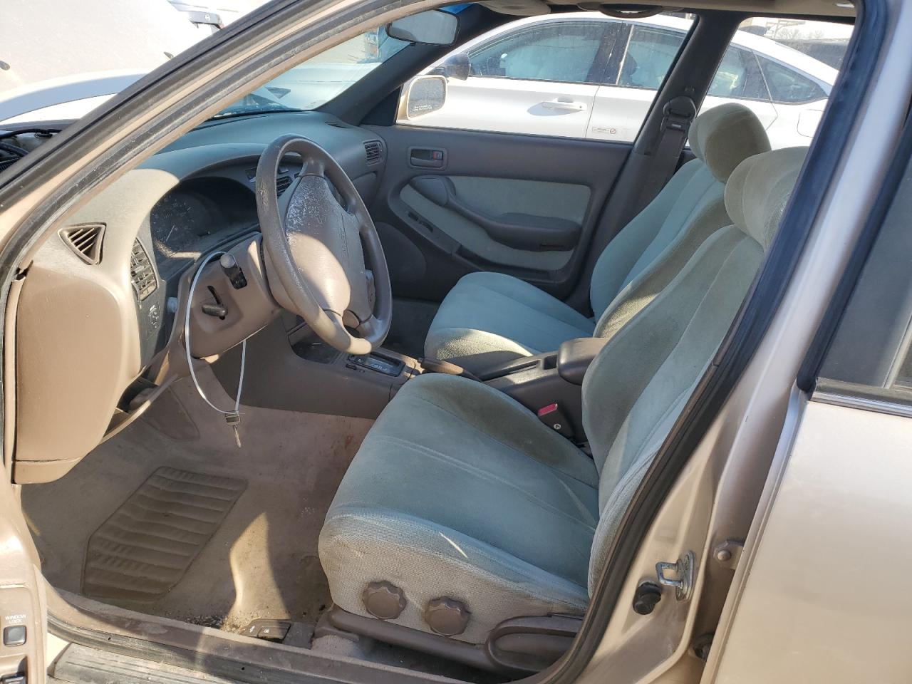 1993 Toyota Camry Le VIN: JT2SK12E5P0127296 Lot: 53287135