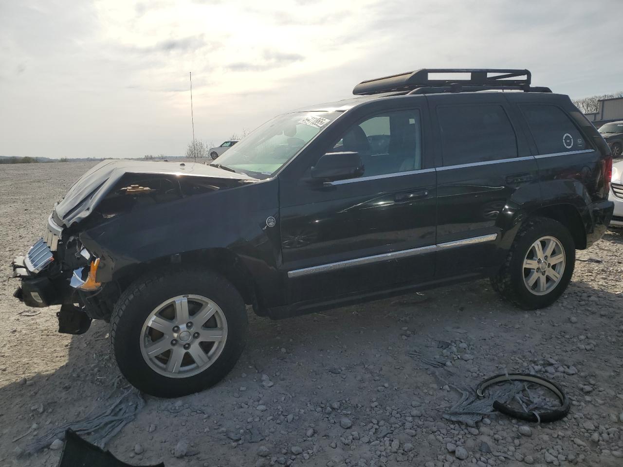 2008 Jeep Grand Cherokee Limited for Sale in Wayland, MI - Front End