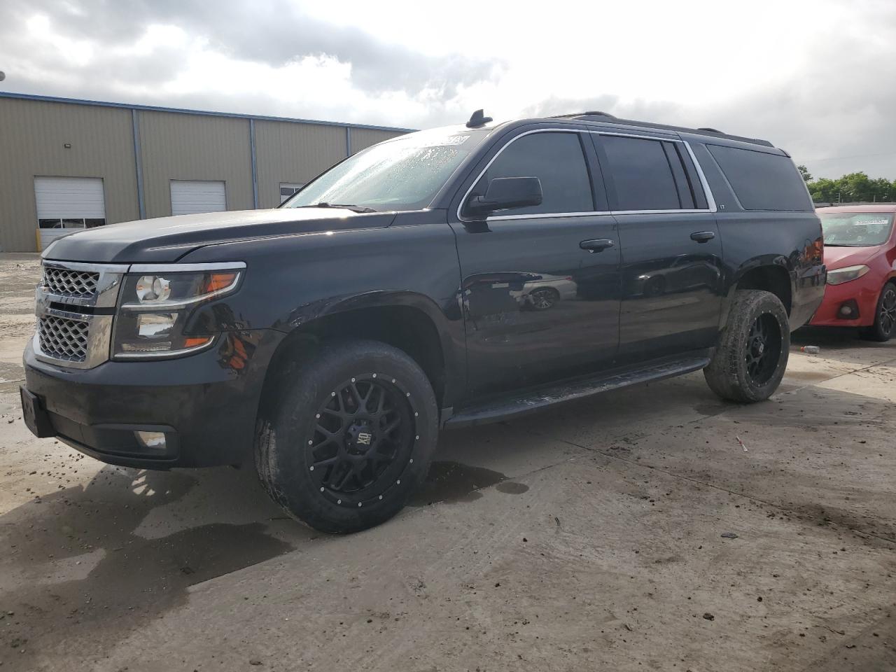 2016 Chevrolet Suburban K1500 Lt for Sale in Wilmer, TX - Front End