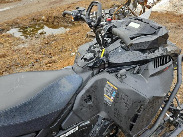 2024 SKIDOO EXPEDITION  