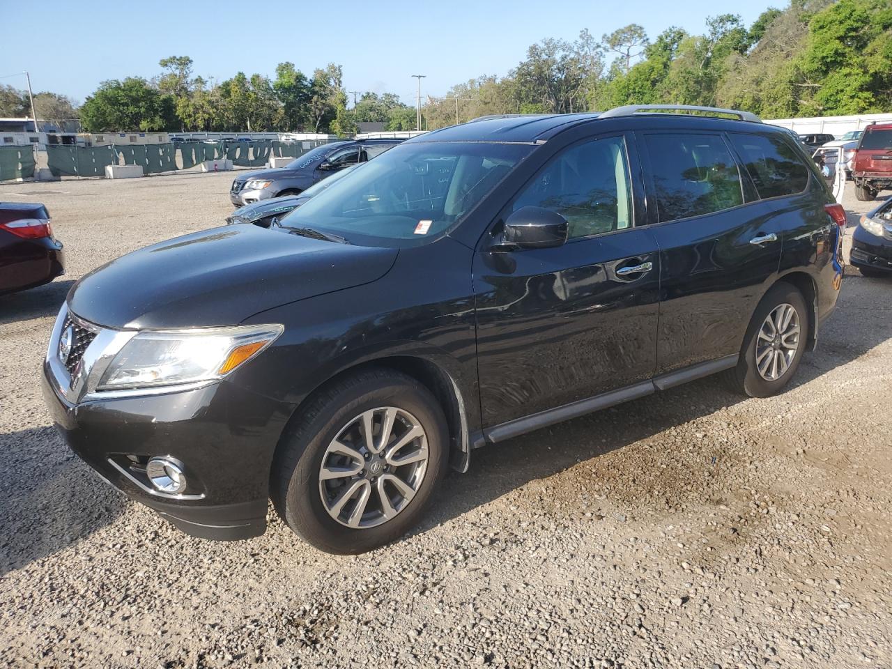 2015 Nissan Pathfinder S للبيع في Riverview، FL - Rear End