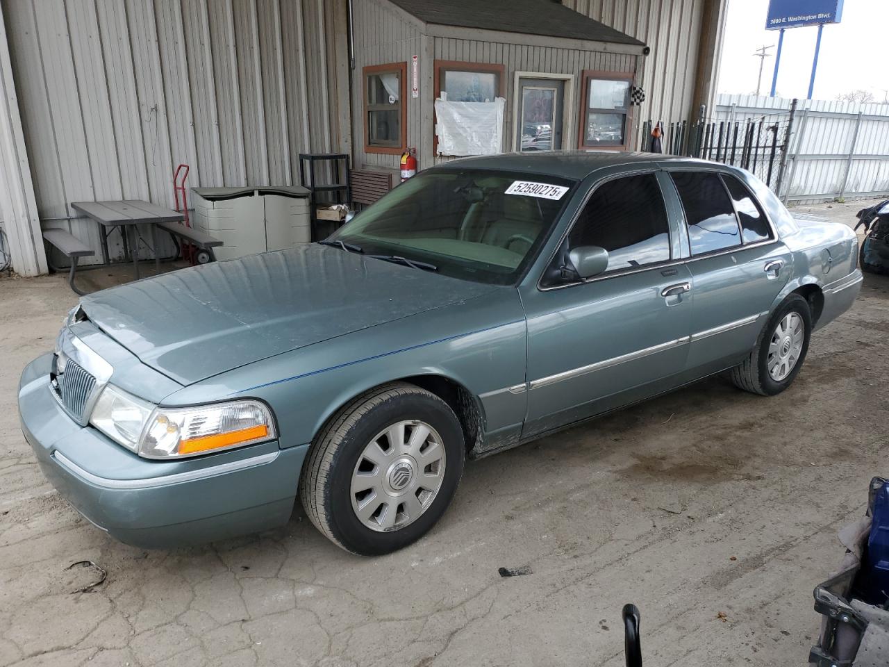 2005 Mercury Grand Marquis Ls for Sale in Fort Wayne, IN - Front End