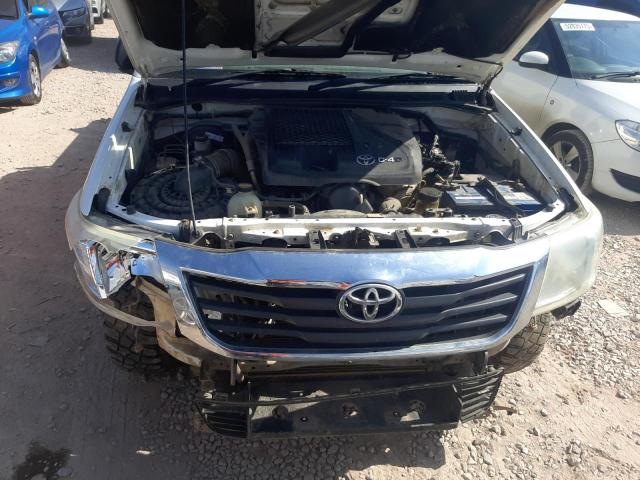 2013 TOYOTA HILUX HL2