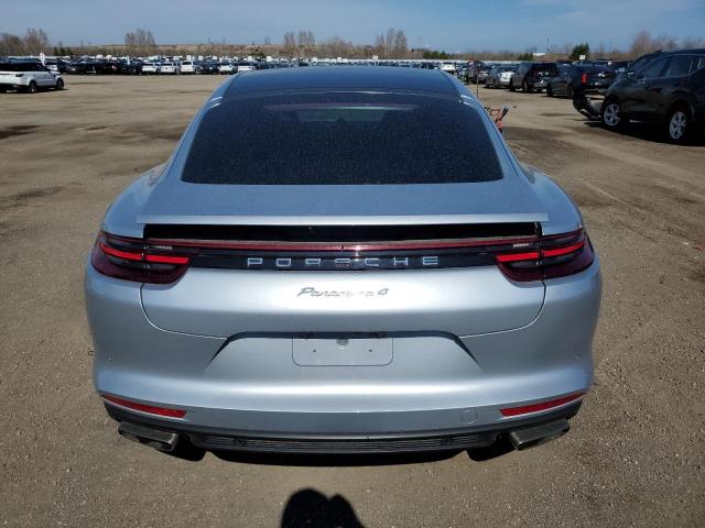 2018 PORSCHE PANAMERA 4