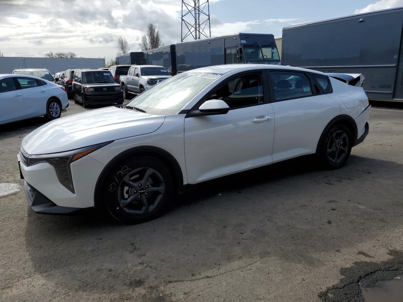Hayward, CA에서 판매 중인 2025 Kia K4 Lx - Rear End