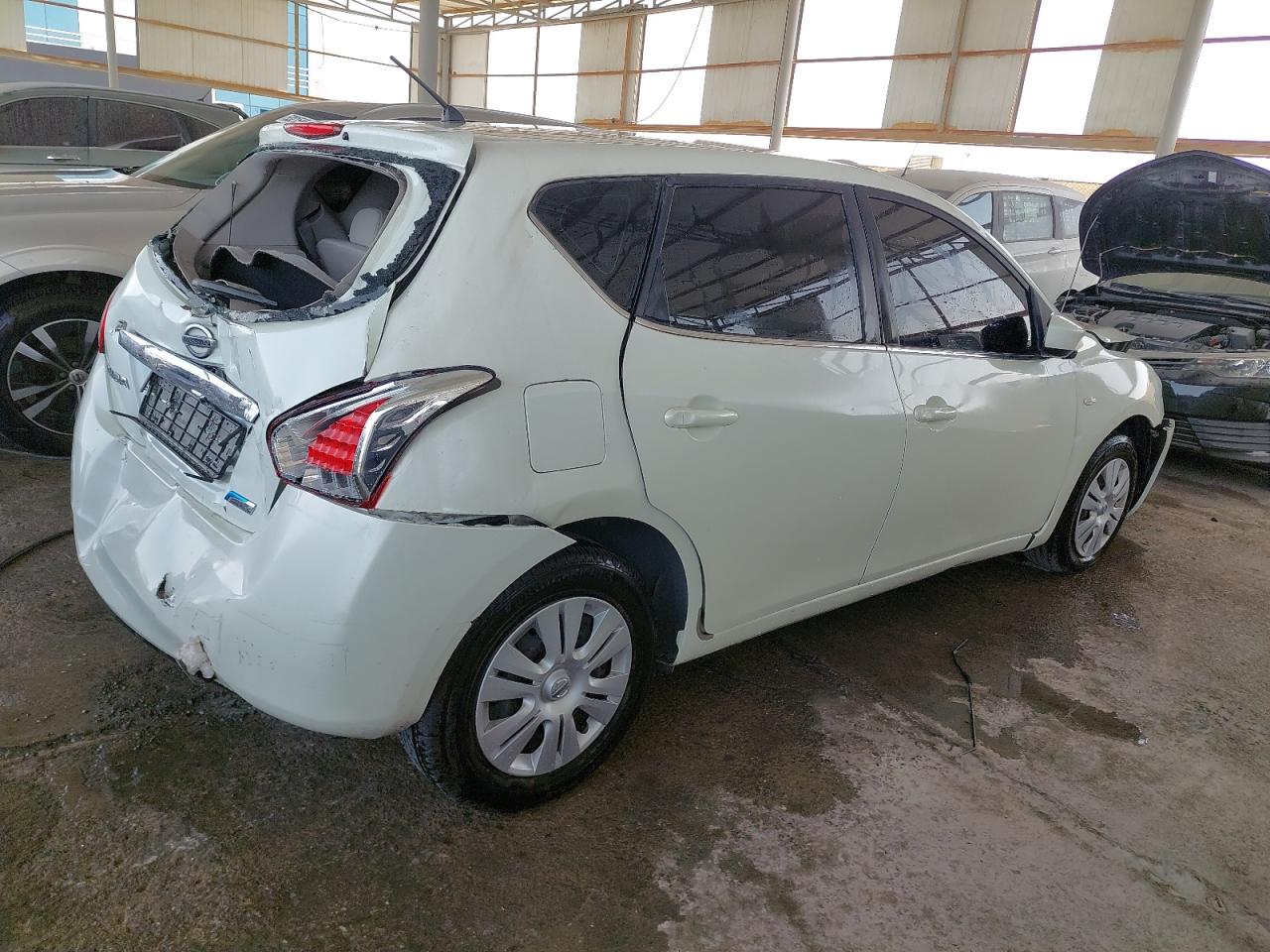 MNTBC2C96G6011560 - 2016 Nissan Tiida - #53424985