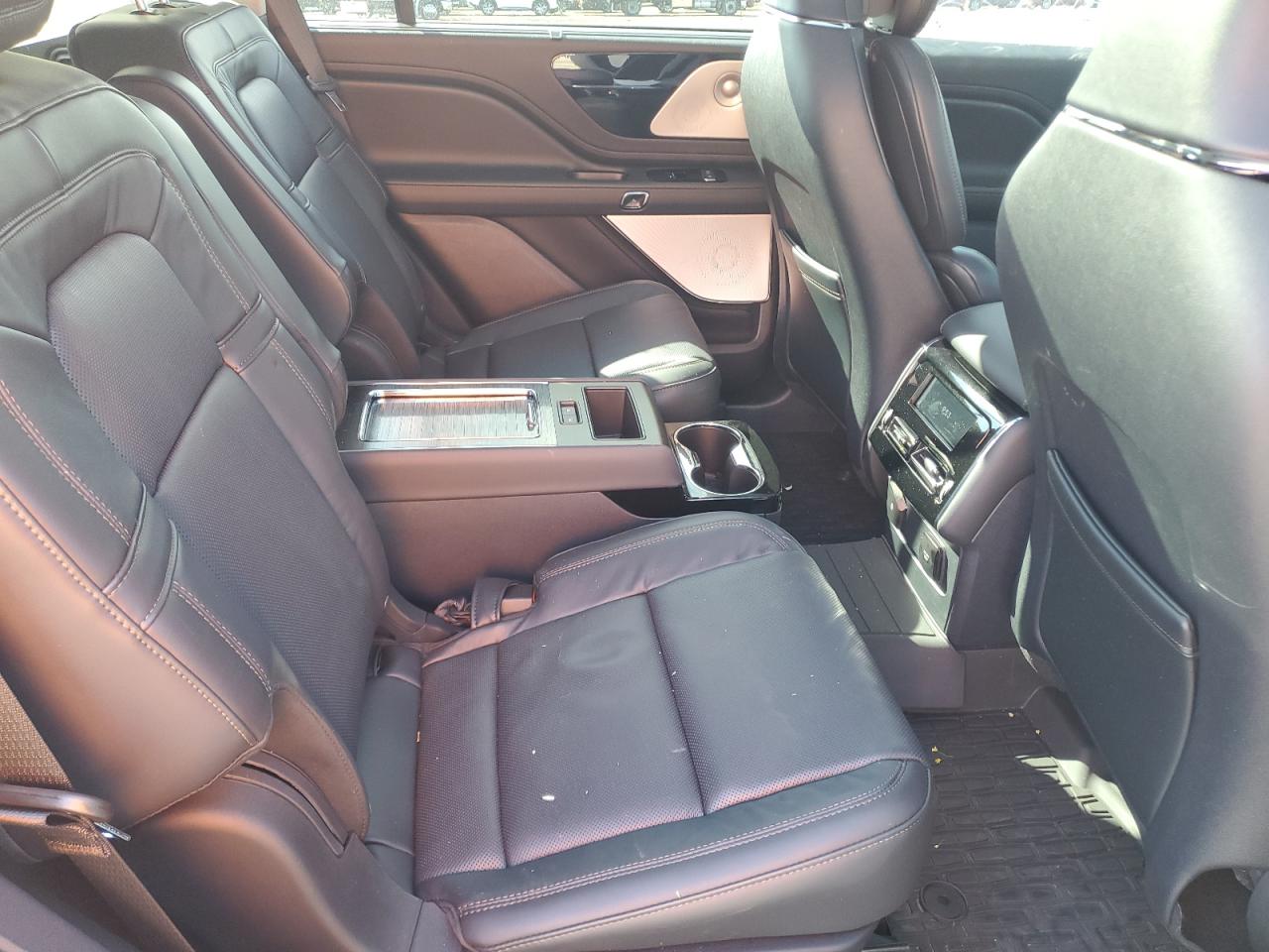 2025 Lincoln Aviator Reserve VIN: 5LM5J7XC5SGL15987 Lot: 54924195