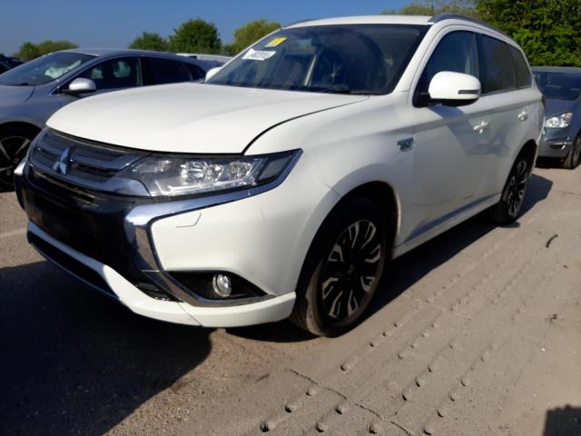 MITSUBISHI OUTLANDER 2016