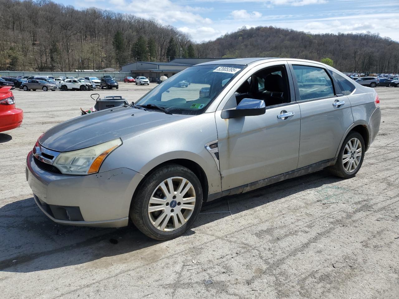 2008 Ford Focus Se for Sale in Ellwood City, PA - Side