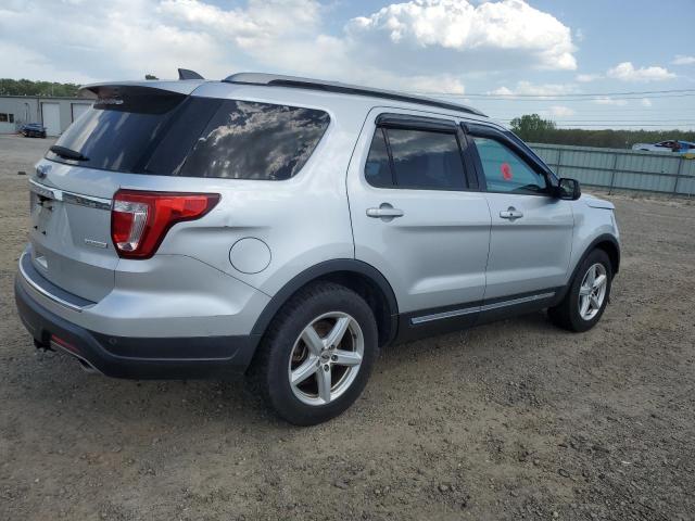  FORD EXPLORER 2018 Silver