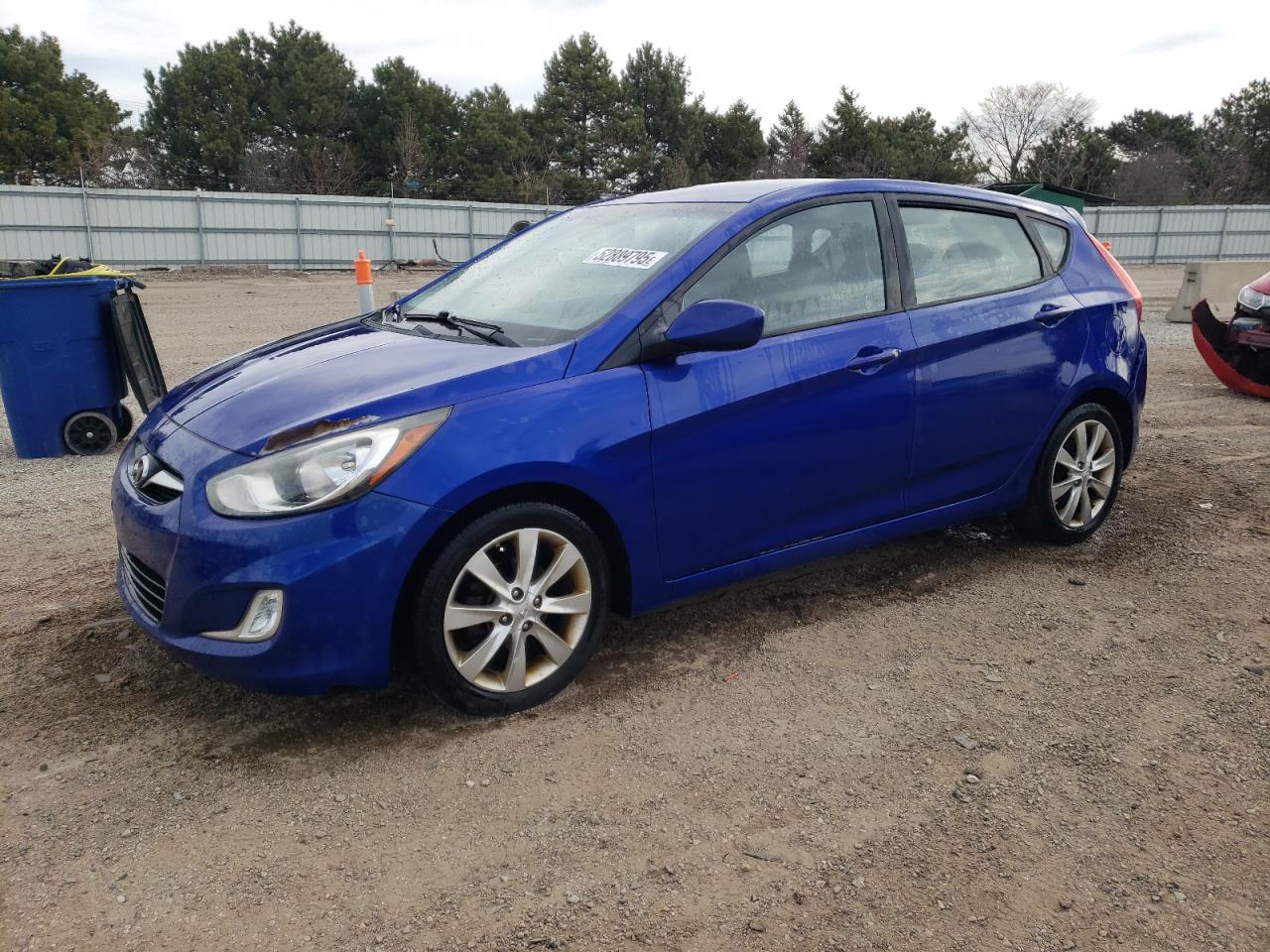 2012 Hyundai Accent Gls for Sale in Elgin, IL - Rear End
