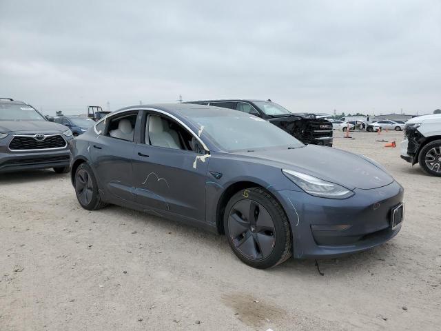  TESLA MODEL 3 2020 Серый
